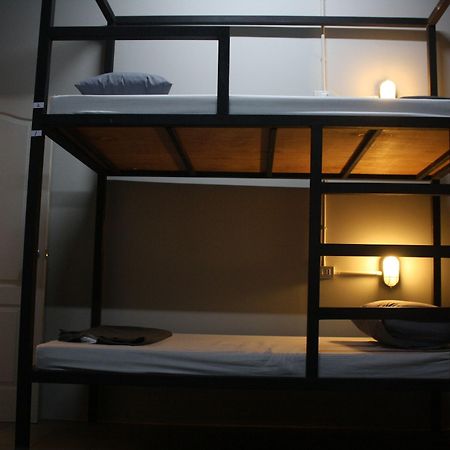 The Mixx Hostel Μπανγκόκ Εξωτερικό φωτογραφία