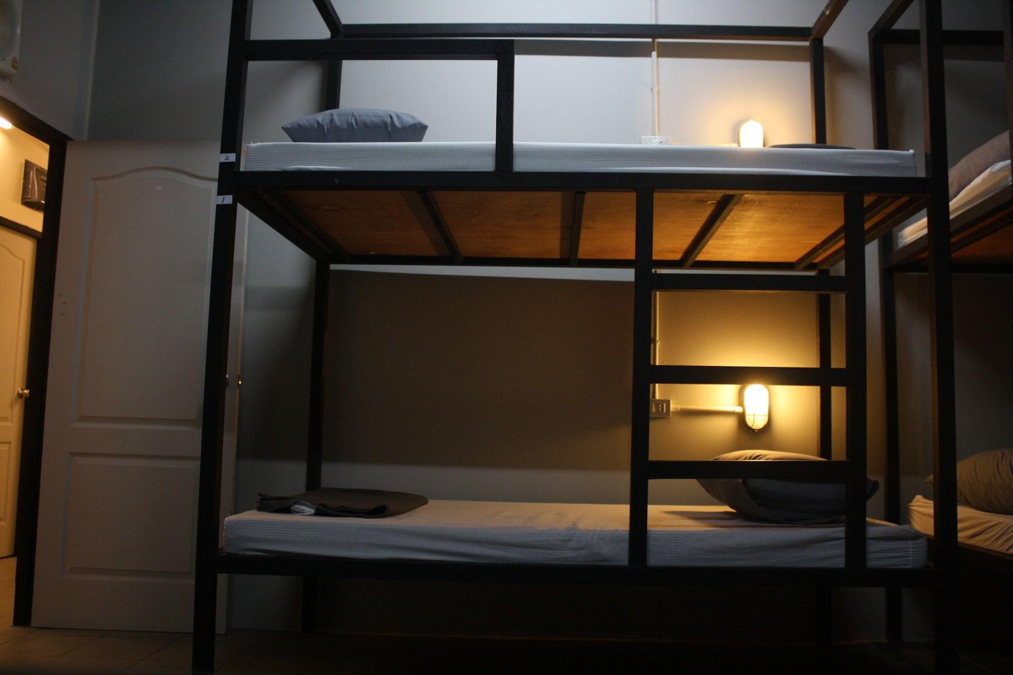 The Mixx Hostel Μπανγκόκ Εξωτερικό φωτογραφία